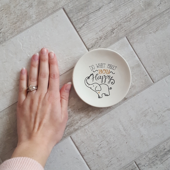 Do What Makes You Happy elephant ring bowl dish - Picture 4 of 5